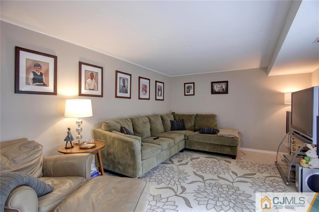 23 Parsons Road East Brunswick, NJ 08816 - Photo 17 of 24 Gallery Image 17