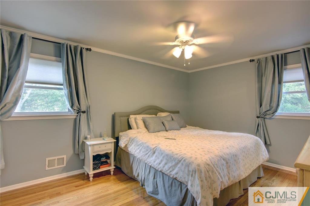 23 Parsons Road East Brunswick, NJ 08816 - Photo 9 of 24 Gallery Image 9