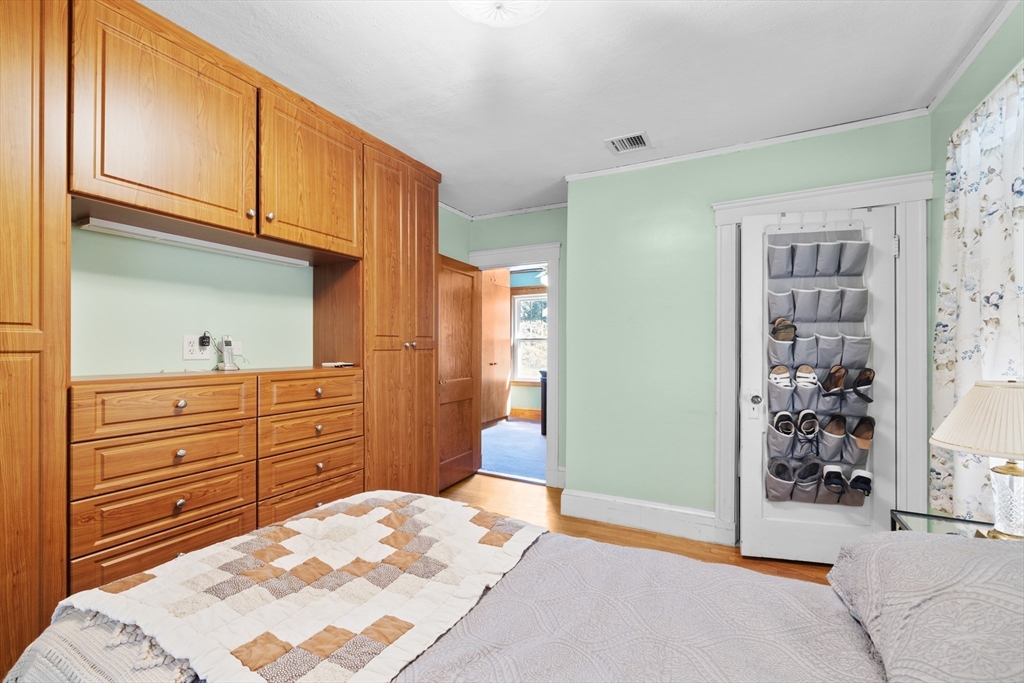 4 Farmcrest Avenue Lexington, MA 02421 - Photo 19 of 28 Gallery Image 19
