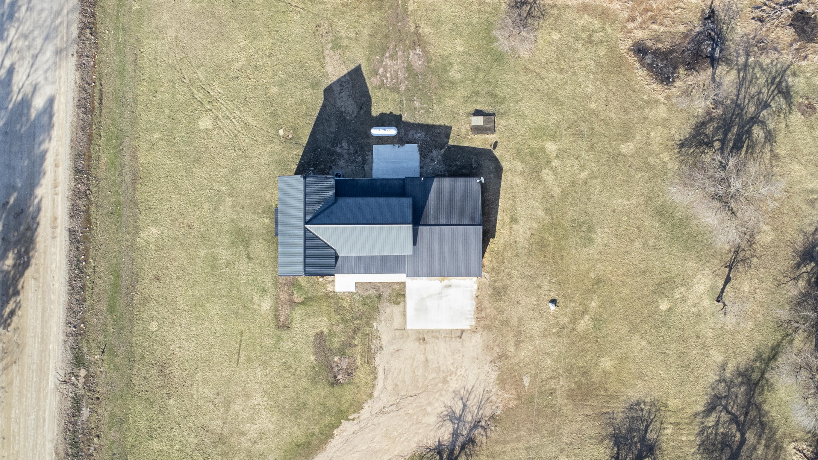 10282 7 Mile Road Evart, MI 49631 - Photo 8 of 43 10282-7MileRd-Evart-47