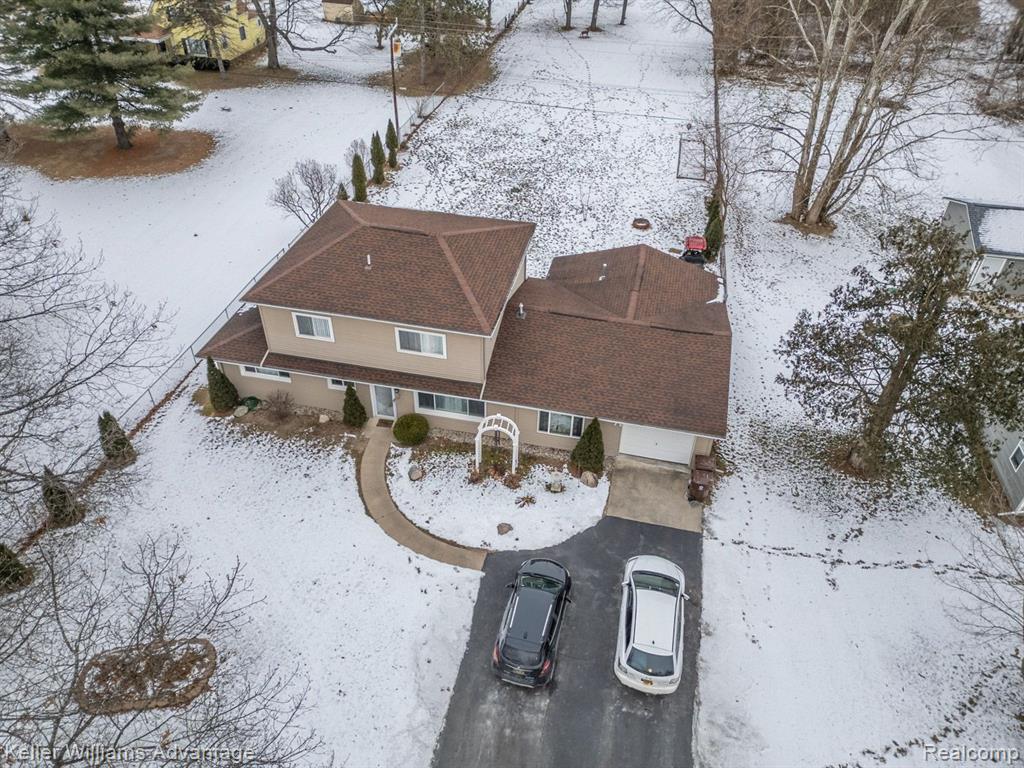 18253 Savage Road Belleville, MI 48111 - Photo 7 of 44