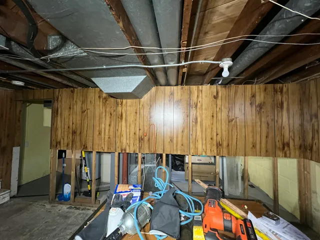 $250,000 | 1409 West Custer Avenue, Milwaukee, WI 53209