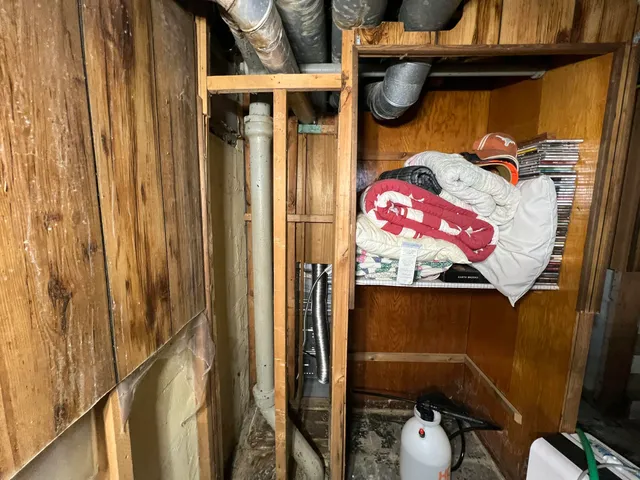 $250,000 | 1409 West Custer Avenue, Milwaukee, WI 53209