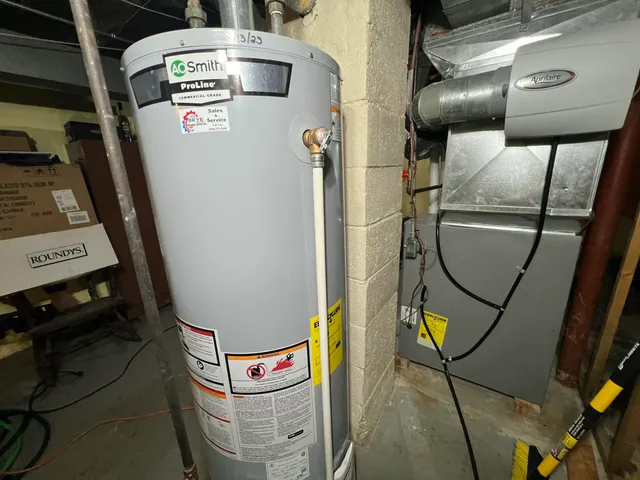 $250,000 | 1409 West Custer Avenue, Milwaukee, WI 53209