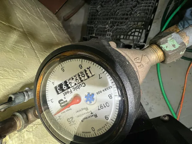 $250,000 | 1409 West Custer Avenue, Milwaukee, WI 53209