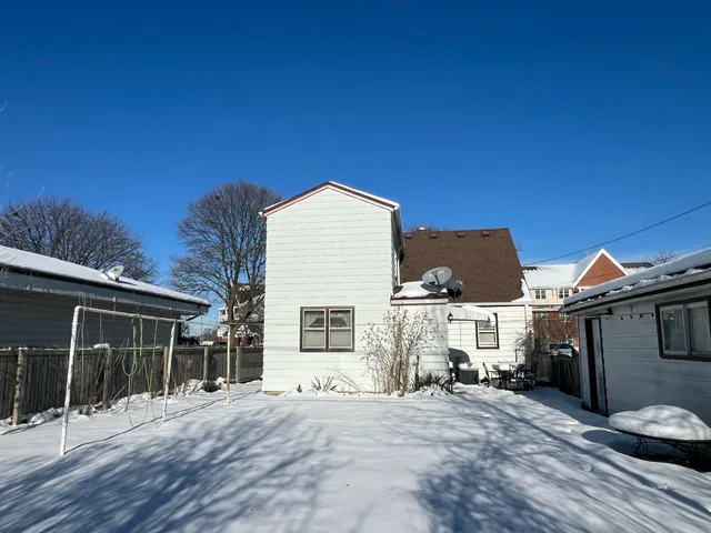 $250,000 | 1409 West Custer Avenue, Milwaukee, WI 53209