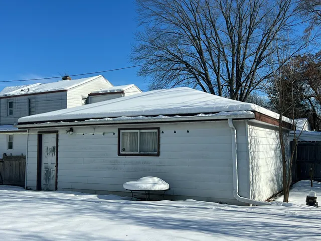 $250,000 | 1409 West Custer Avenue, Milwaukee, WI 53209