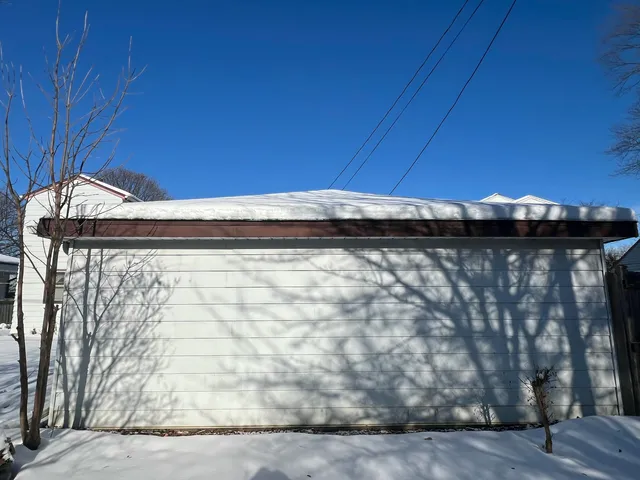 $250,000 | 1409 West Custer Avenue, Milwaukee, WI 53209