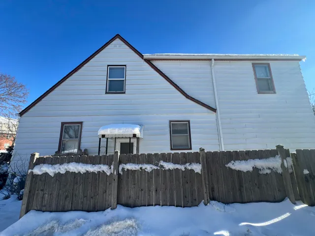 $250,000 | 1409 West Custer Avenue, Milwaukee, WI 53209