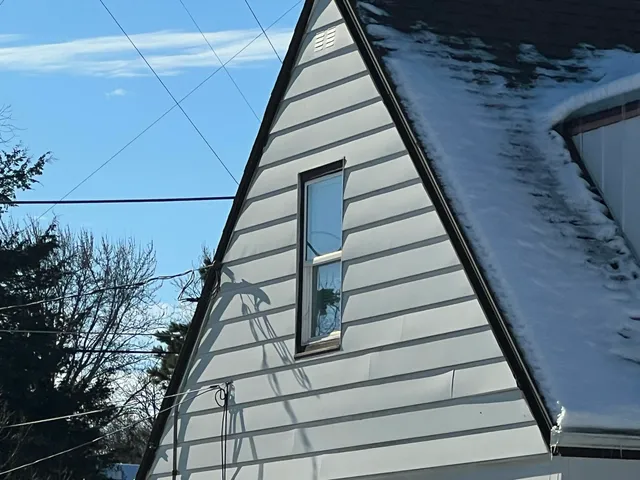 $250,000 | 1409 West Custer Avenue, Milwaukee, WI 53209