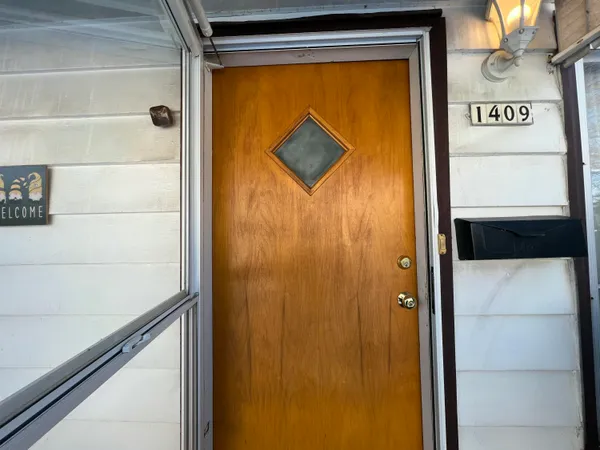 $245,000 | 1409 West Custer Avenue, Milwaukee, WI 53209