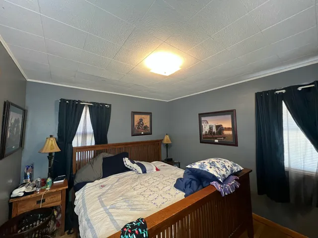 $250,000 | 1409 West Custer Avenue, Milwaukee, WI 53209