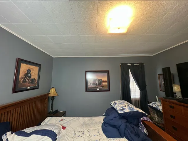 $250,000 | 1409 West Custer Avenue, Milwaukee, WI 53209