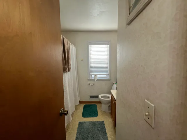 $250,000 | 1409 West Custer Avenue, Milwaukee, WI 53209