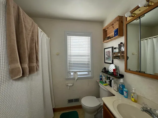 $250,000 | 1409 West Custer Avenue, Milwaukee, WI 53209