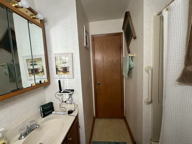 $250,000 | 1409 West Custer Avenue, Milwaukee, WI 53209