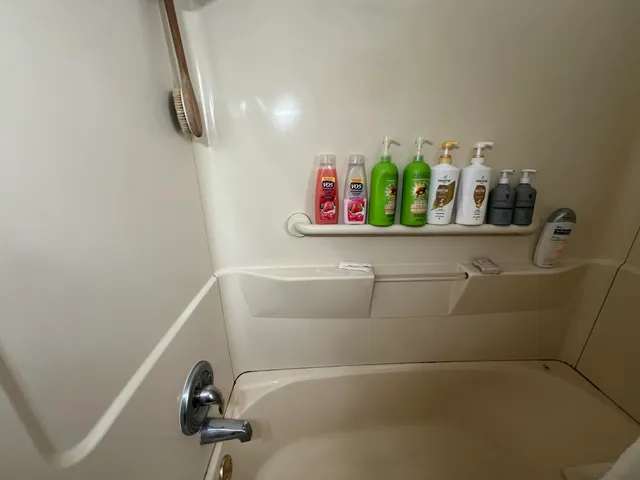 $250,000 | 1409 West Custer Avenue, Milwaukee, WI 53209