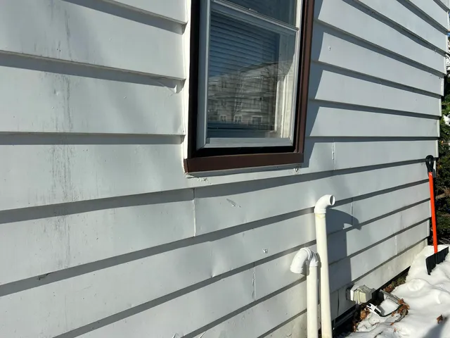 $250,000 | 1409 West Custer Avenue, Milwaukee, WI 53209