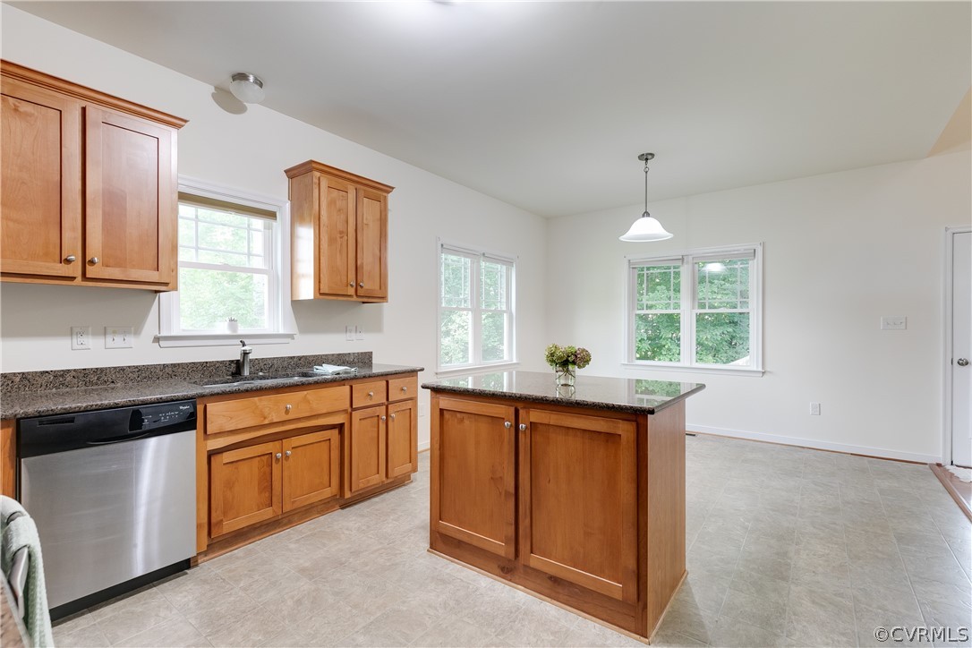 3049 Barnack Road Midlothian, VA 23112 - Photo 8 of 31 Gallery Image 8