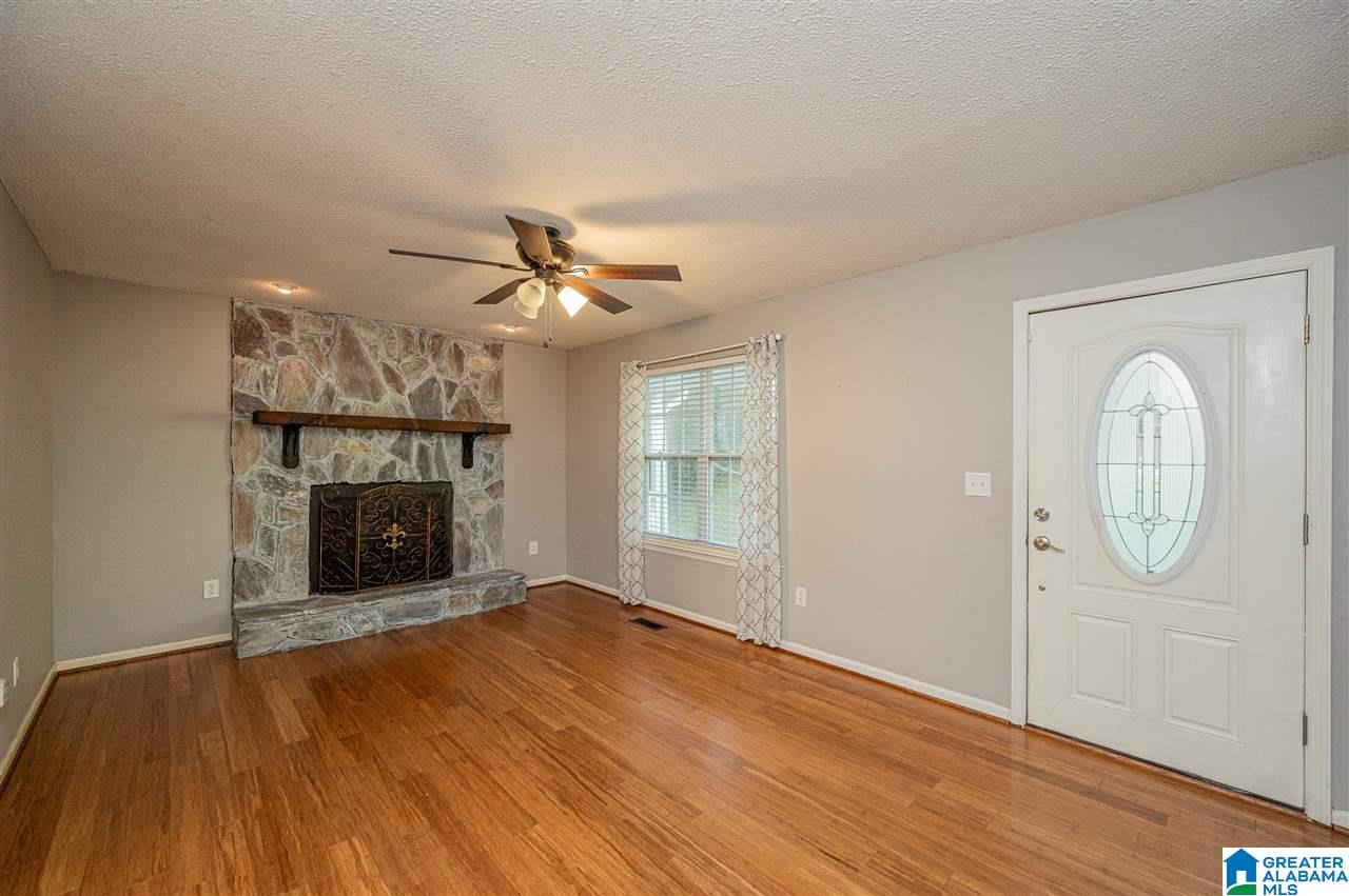 4541 Rolling Ridge Lane Gardendale, AL 35071 - Photo 5 of 41