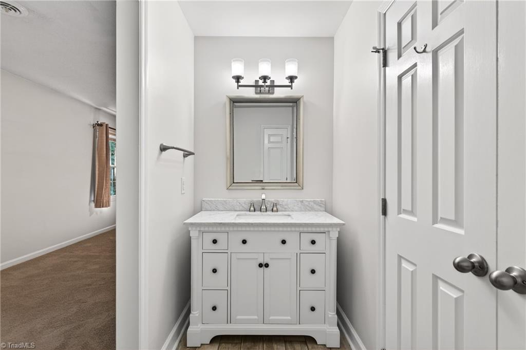 534 Lindley Road Greensboro, NC 27410 - Photo 26 of 48