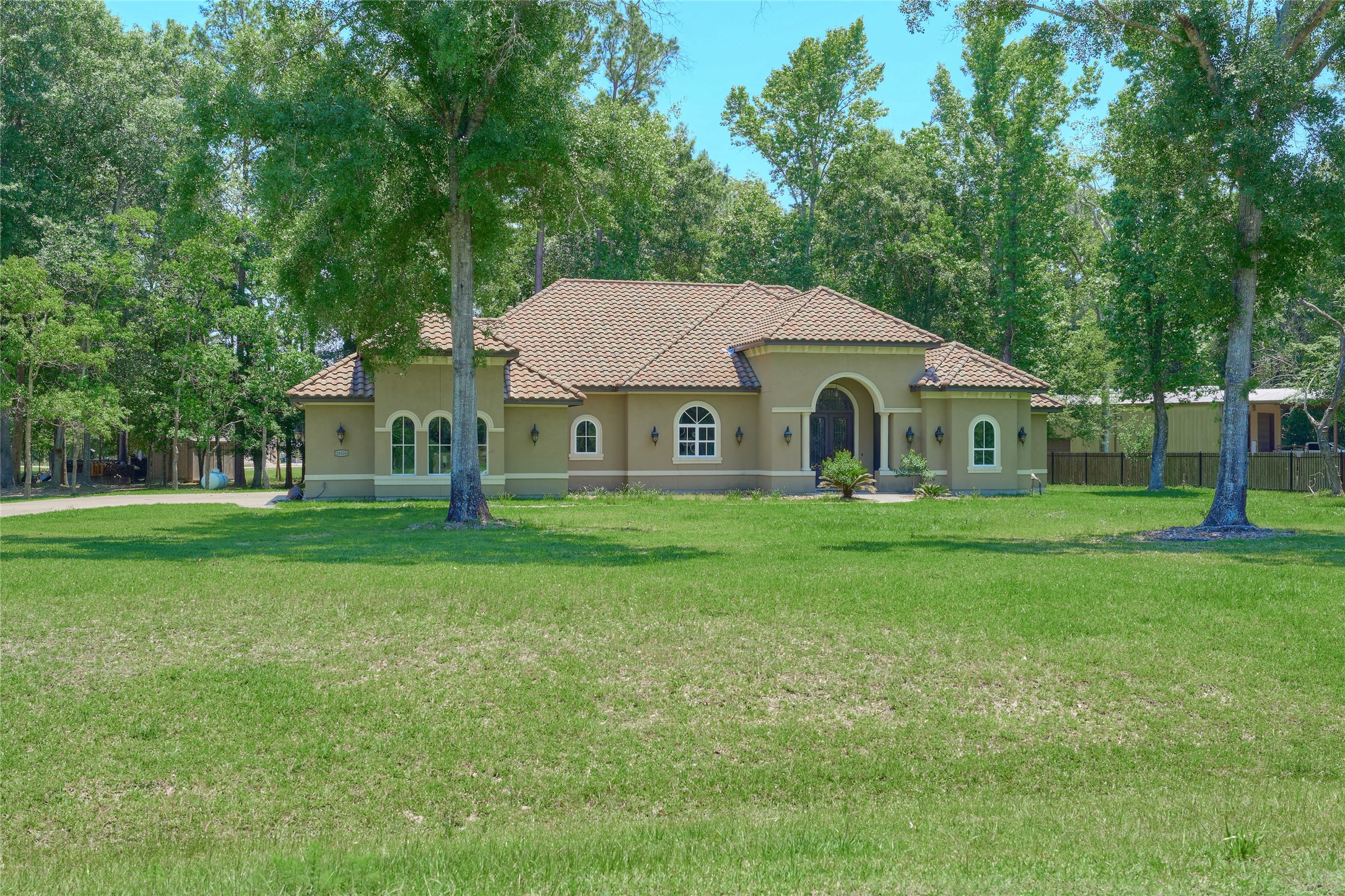 a house that has a garden