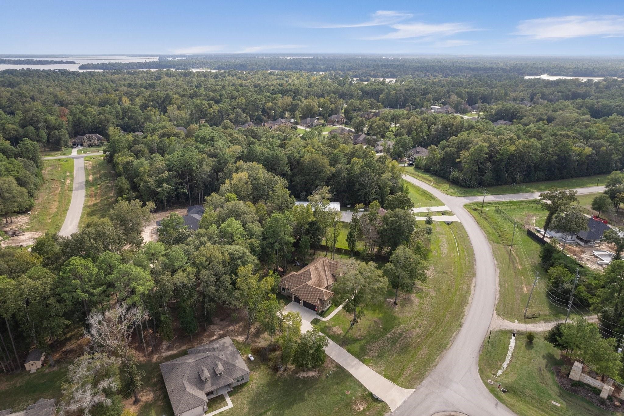 28526 Riverside Crest Lane Houston, TX 77336 - Photo 27 of 36 an aerial view of residential houses with outdoor space
