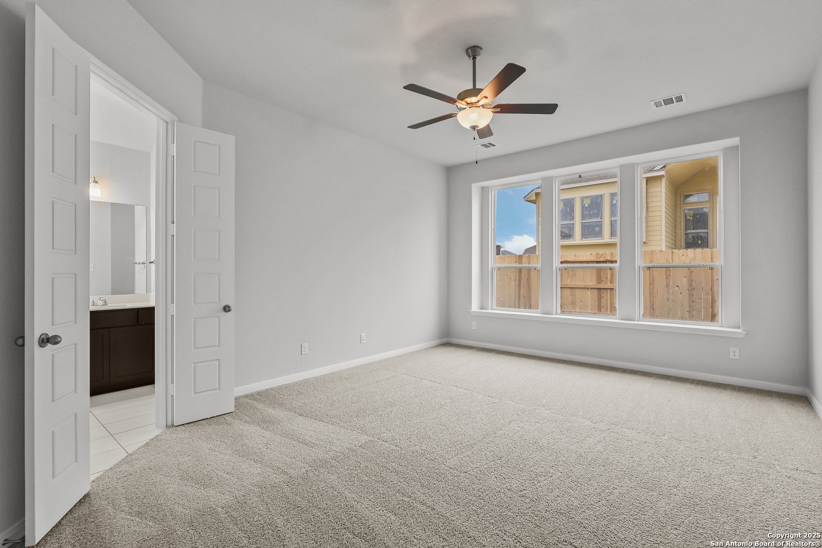 419 Field Fox Cibolo, TX 78108 - Photo 17 of 37