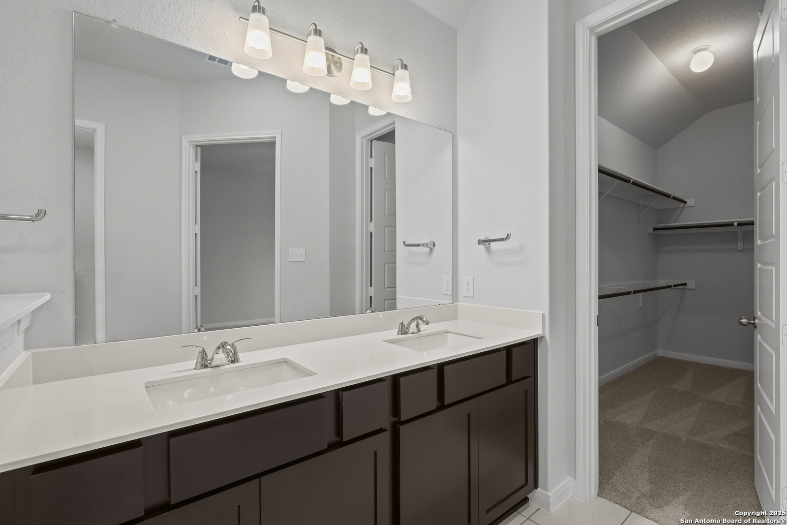 419 Field Fox Cibolo, TX 78108 - Photo 21 of 37