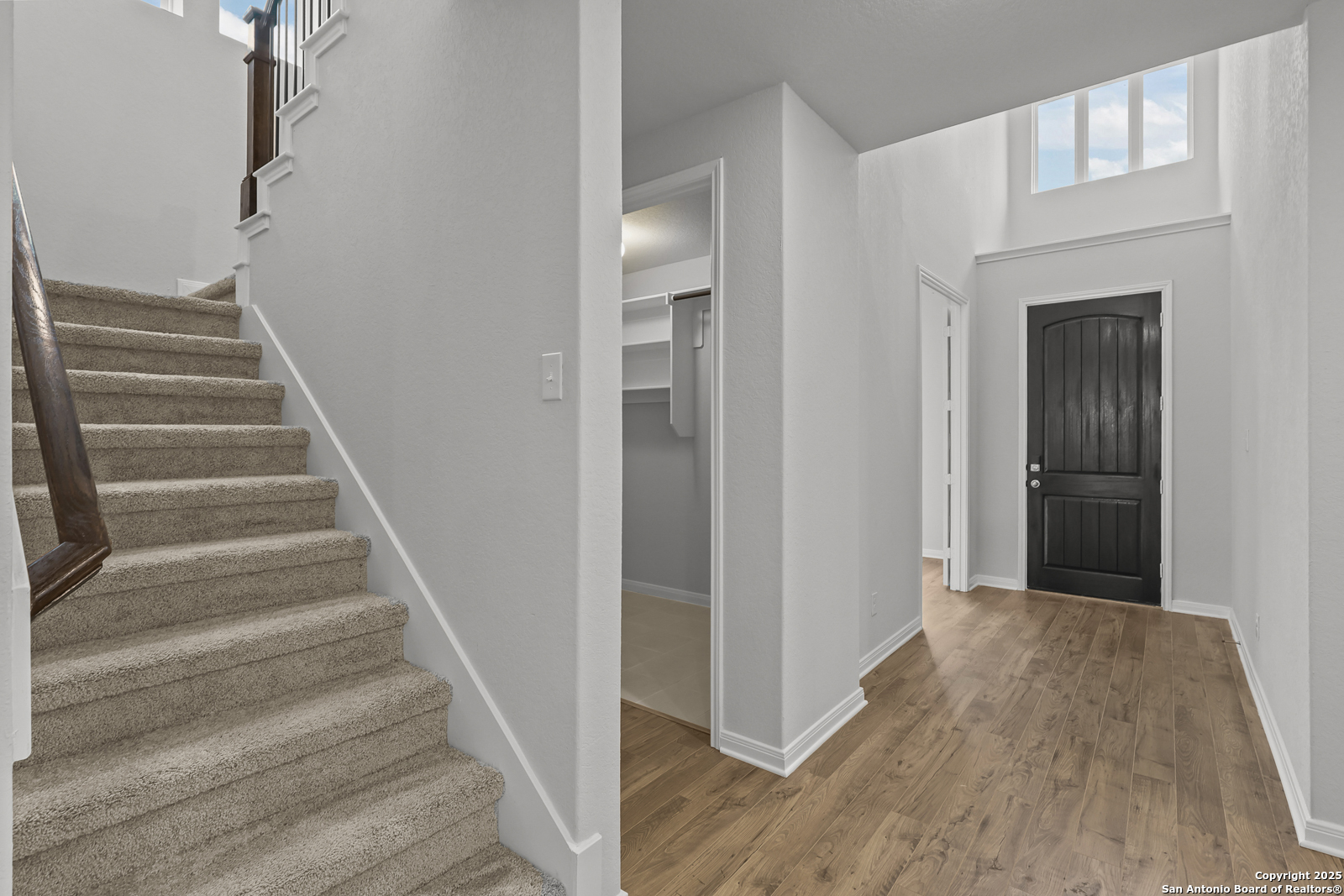 419 Field Fox Cibolo, TX 78108 - Photo 5 of 37