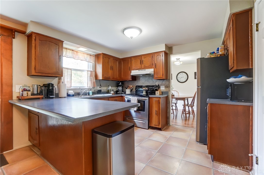 5570 Gander Road West Dayton, OH 45424 - Photo 13 of 51 Gallery Image 13