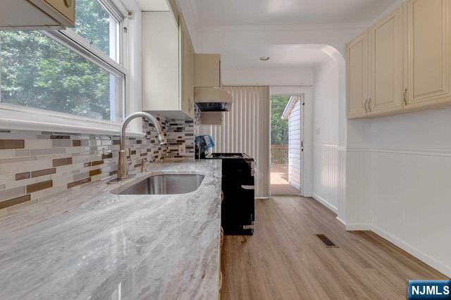 31 Chestnut Street Tenafly, NJ 07670 - Photo 12 of 24