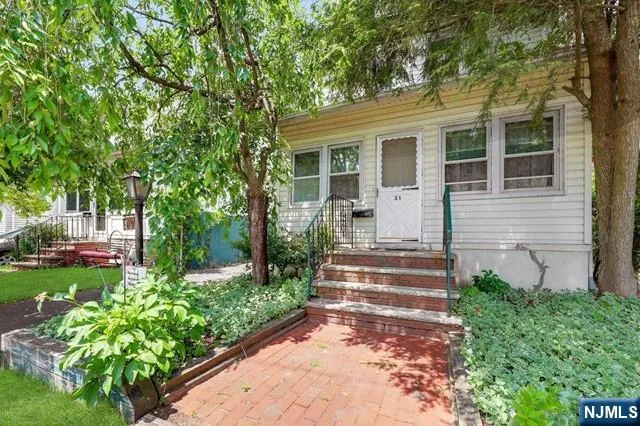 $3,300 | 31 Chestnut Street, Tenafly, NJ 07670