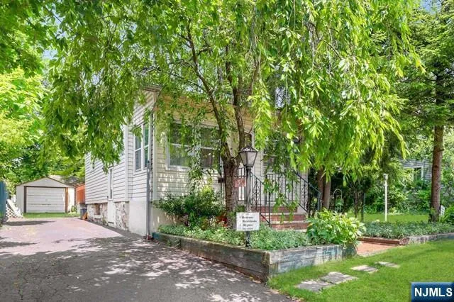 $3,300 | 31 Chestnut Street, Tenafly, NJ 07670