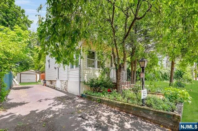 $3,300 | 31 Chestnut Street, Tenafly, NJ 07670