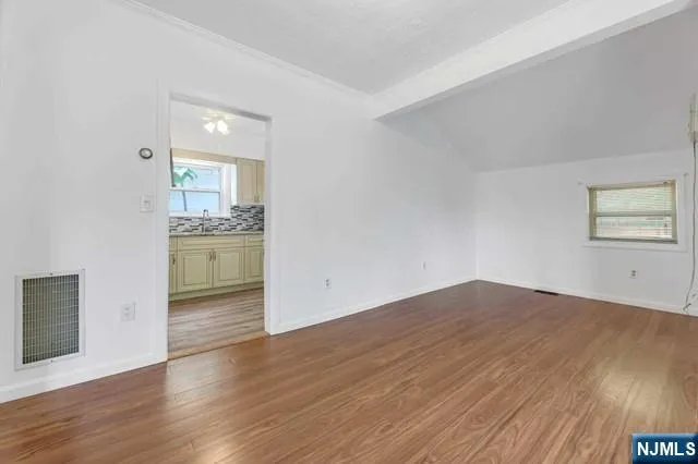 $3,300 | 31 Chestnut Street, Tenafly, NJ 07670