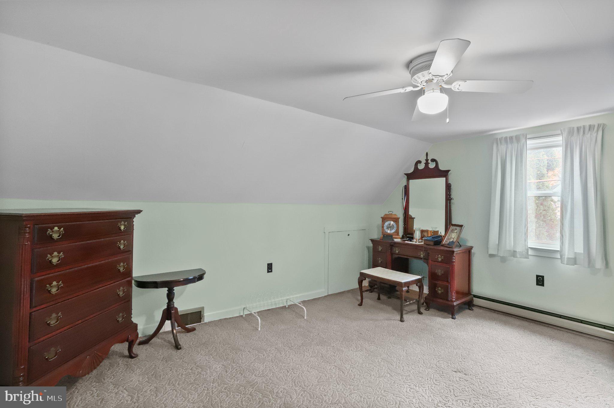 908 Fairview Road Hagerstown, MD 21742 - Photo 18 of 36 Gallery Image 18