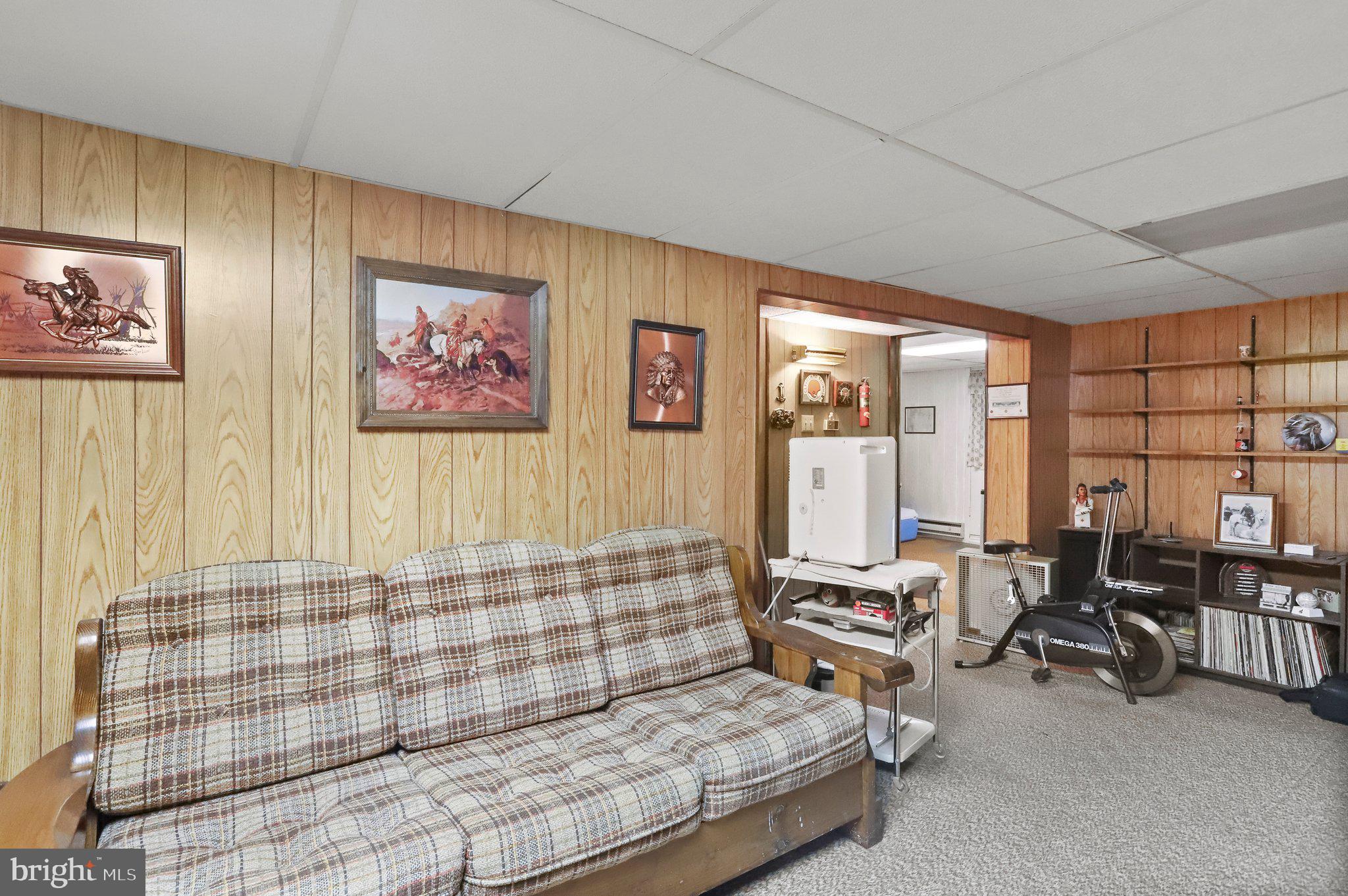 908 Fairview Road Hagerstown, MD 21742 - Photo 25 of 36 Gallery Image 25