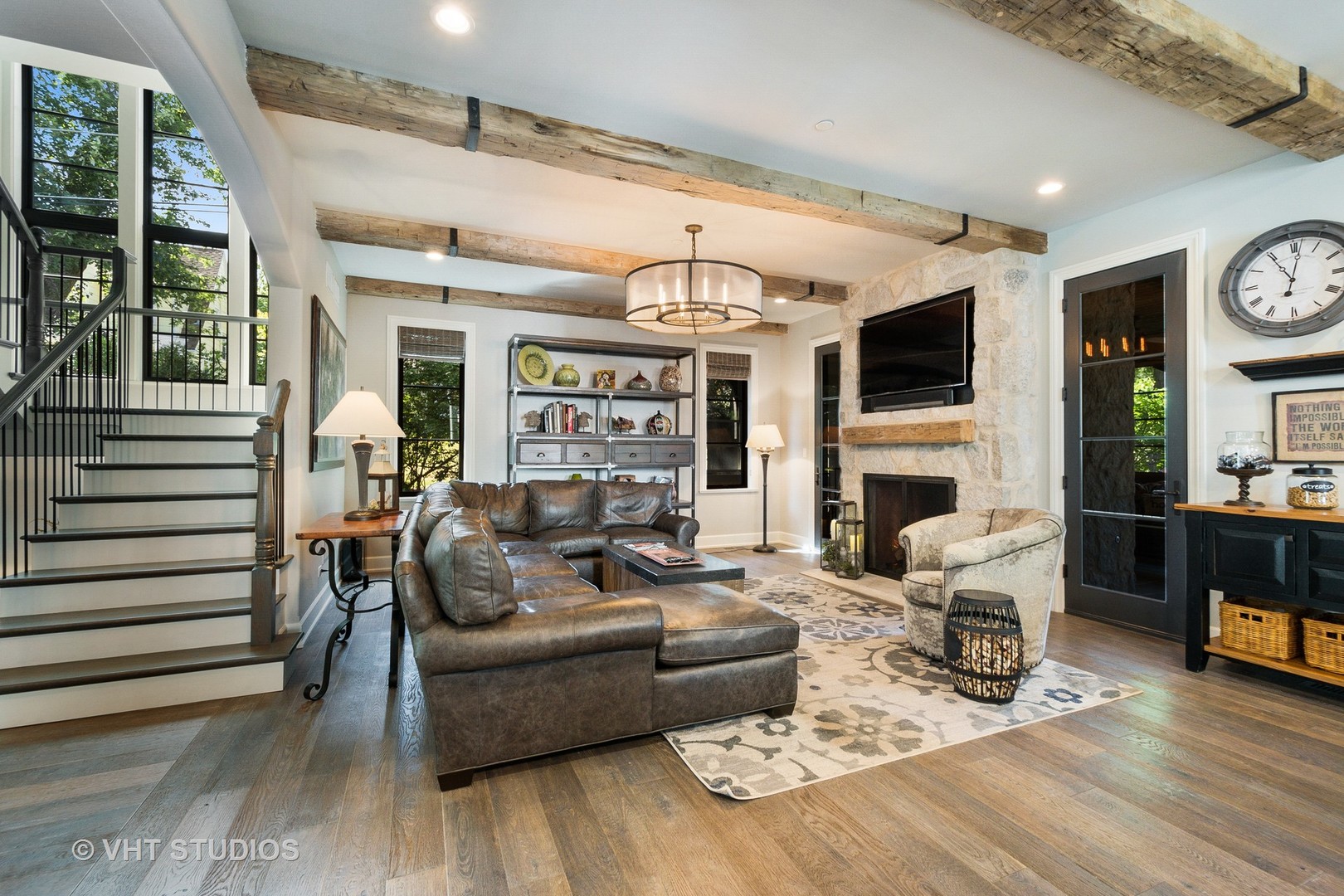 636 South Division Street Barrington, IL 60010 - Photo 11 of 47