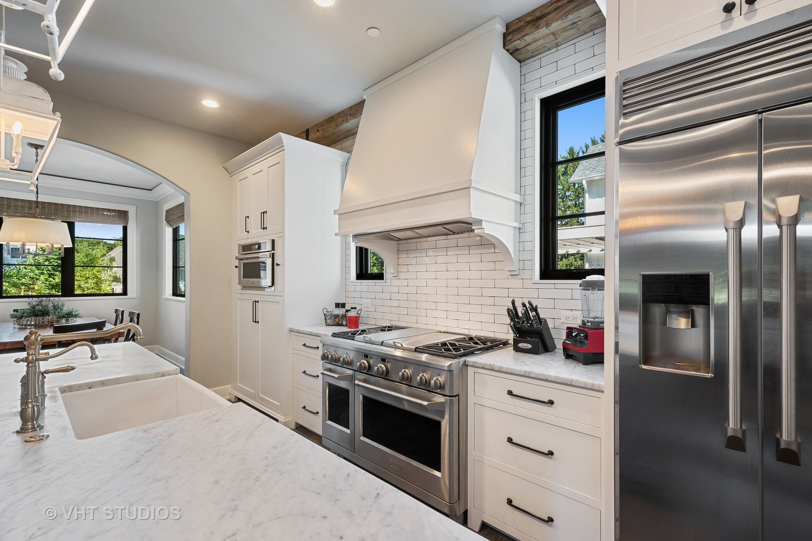 636 South Division Street Barrington, IL 60010 - Photo 13 of 47