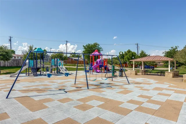 $1,500 | 1001 East College Avenue, Princeton, TX 75407