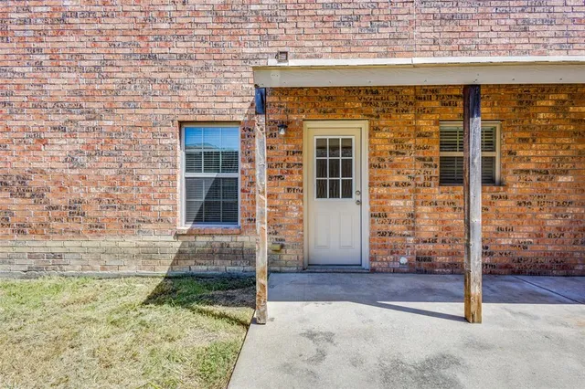$1,500 | 1001 East College Avenue, Princeton, TX 75407