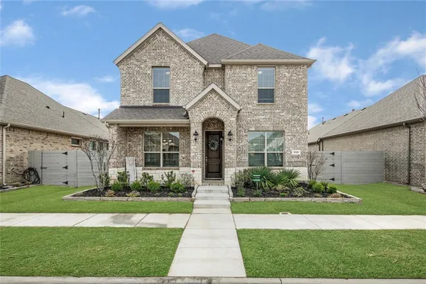 $434,000 | 932 Parkside Drive, Argyle, TX 76226