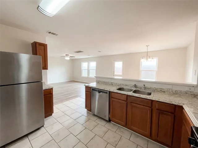 $280,000 | 11813 Plains Valley Drive, Del Valle, TX 78617