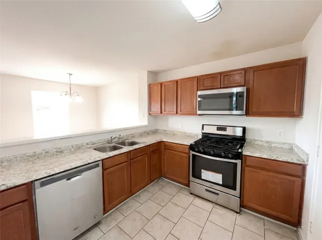 $280,000 | 11813 Plains Valley Drive, Del Valle, TX 78617