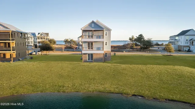 $1,475,000 | 746 Cannonsgate Drive, Newport, NC 28570