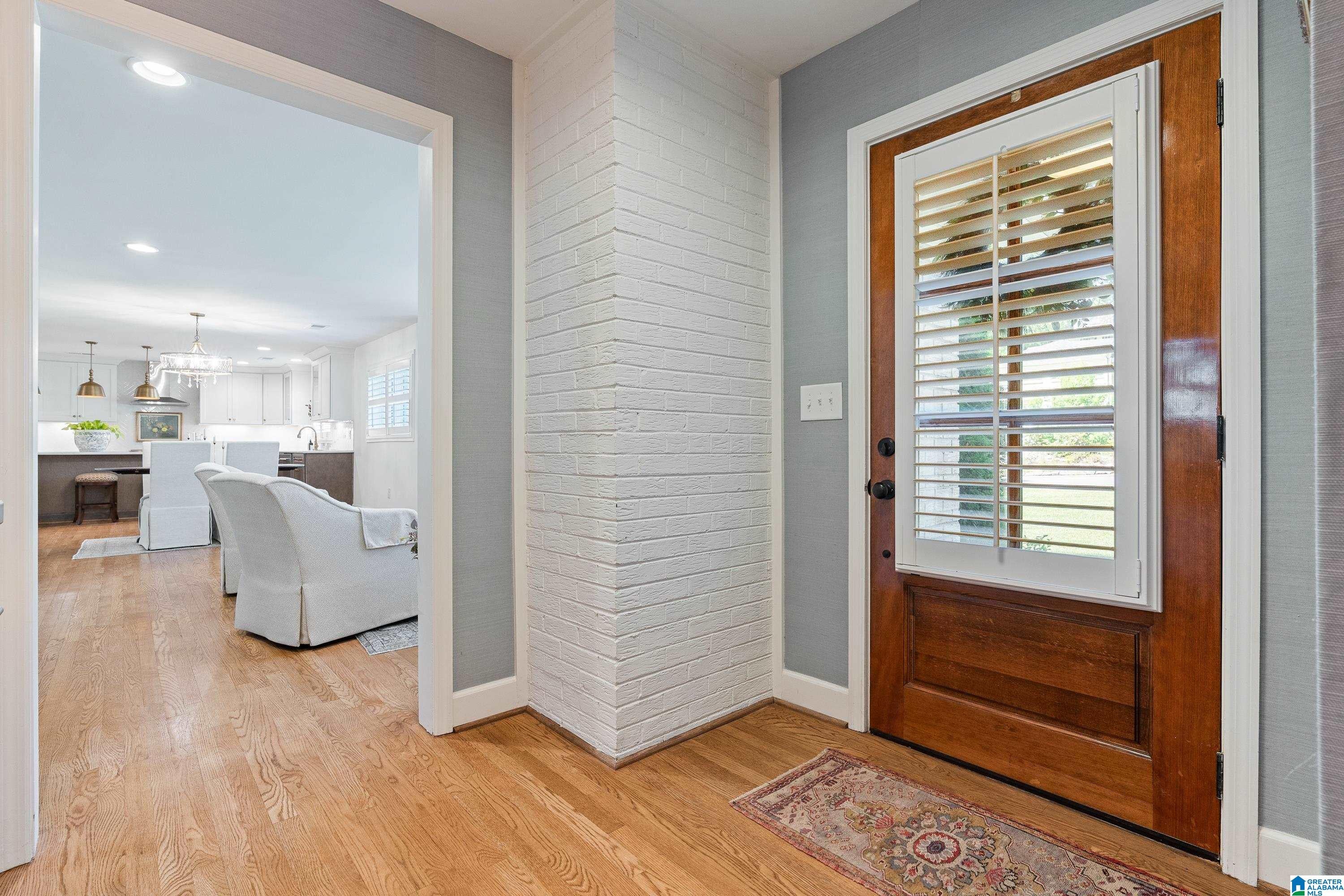 2025 Hickory Road Vestavia Hills, AL 35216 - Photo 4 of 57 Gallery Image 4