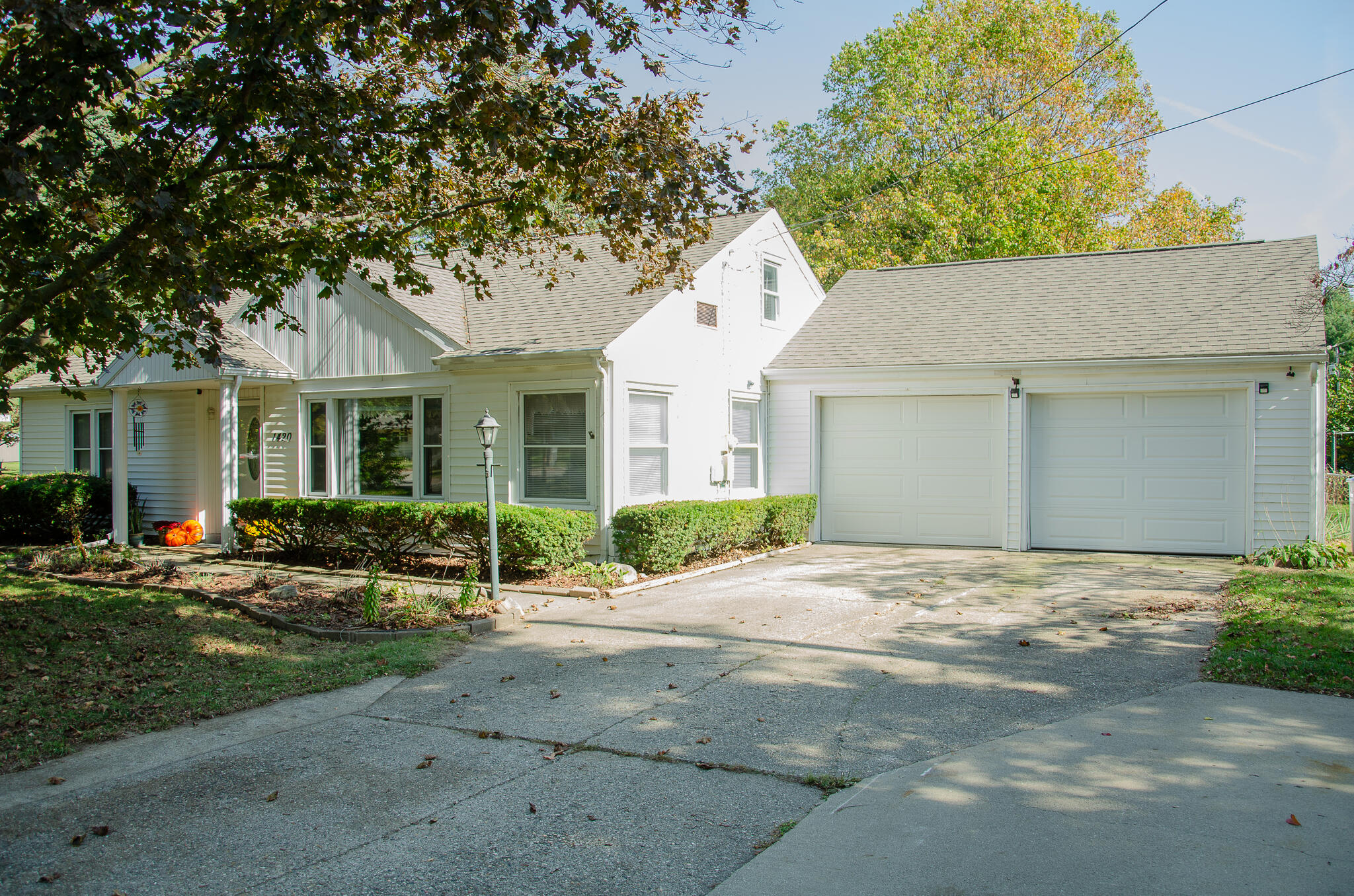 1420 Sunnyfield Road Sturgis, MI 49091 - Photo 2 of 39 sunnyfield-34