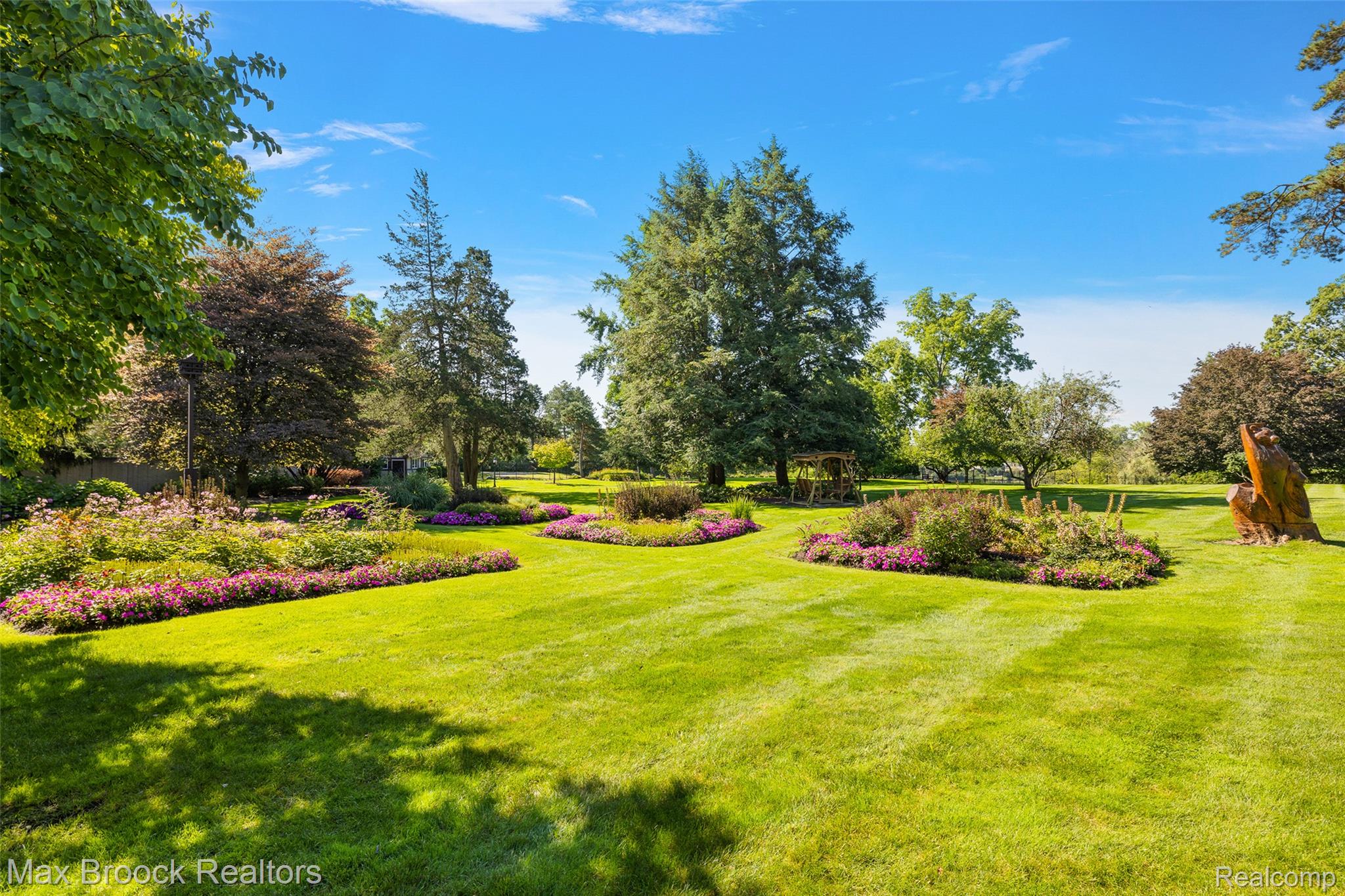 65 Lone Pine Road Bloomfield Hills, MI 48304 - Photo 49 of 63 65 Lone Pine 2026-44.jpg