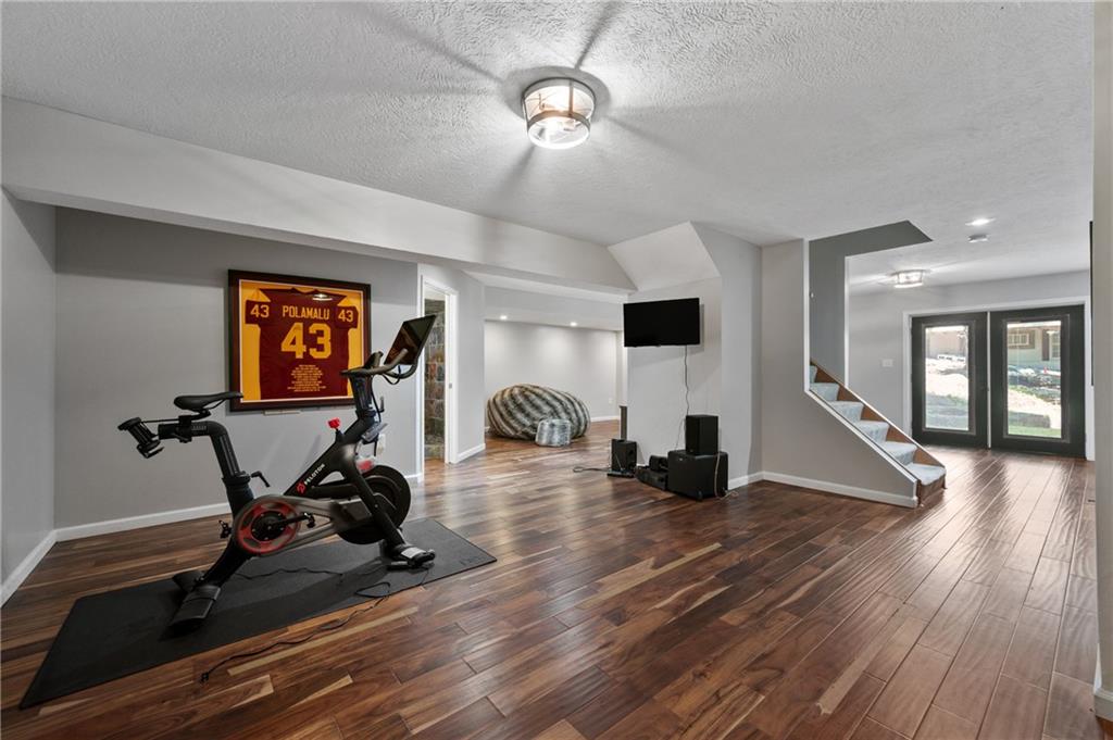 235 Ewing Road Carnegie, PA 15106 - Photo 31 of 43